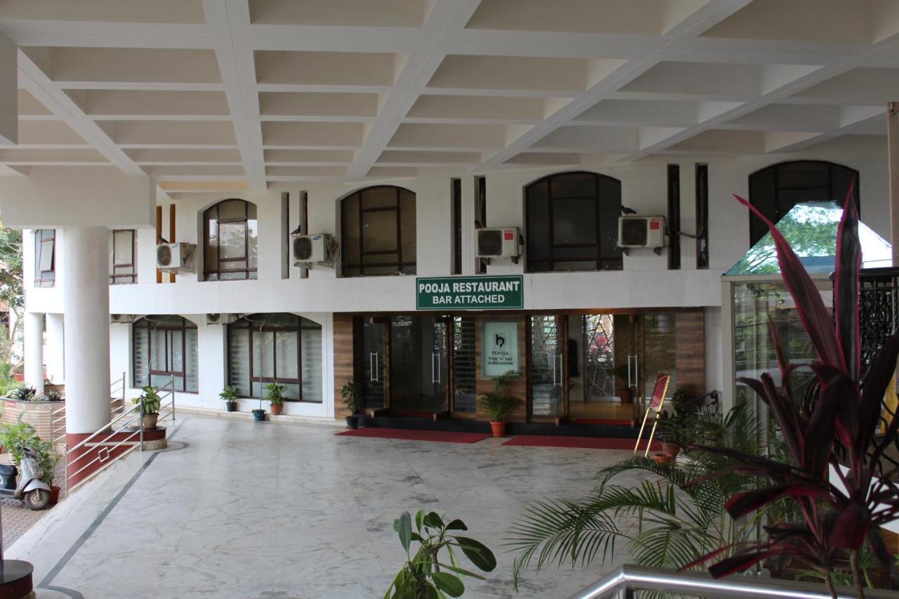 Hotel Pooja International Davanagere Exterior foto